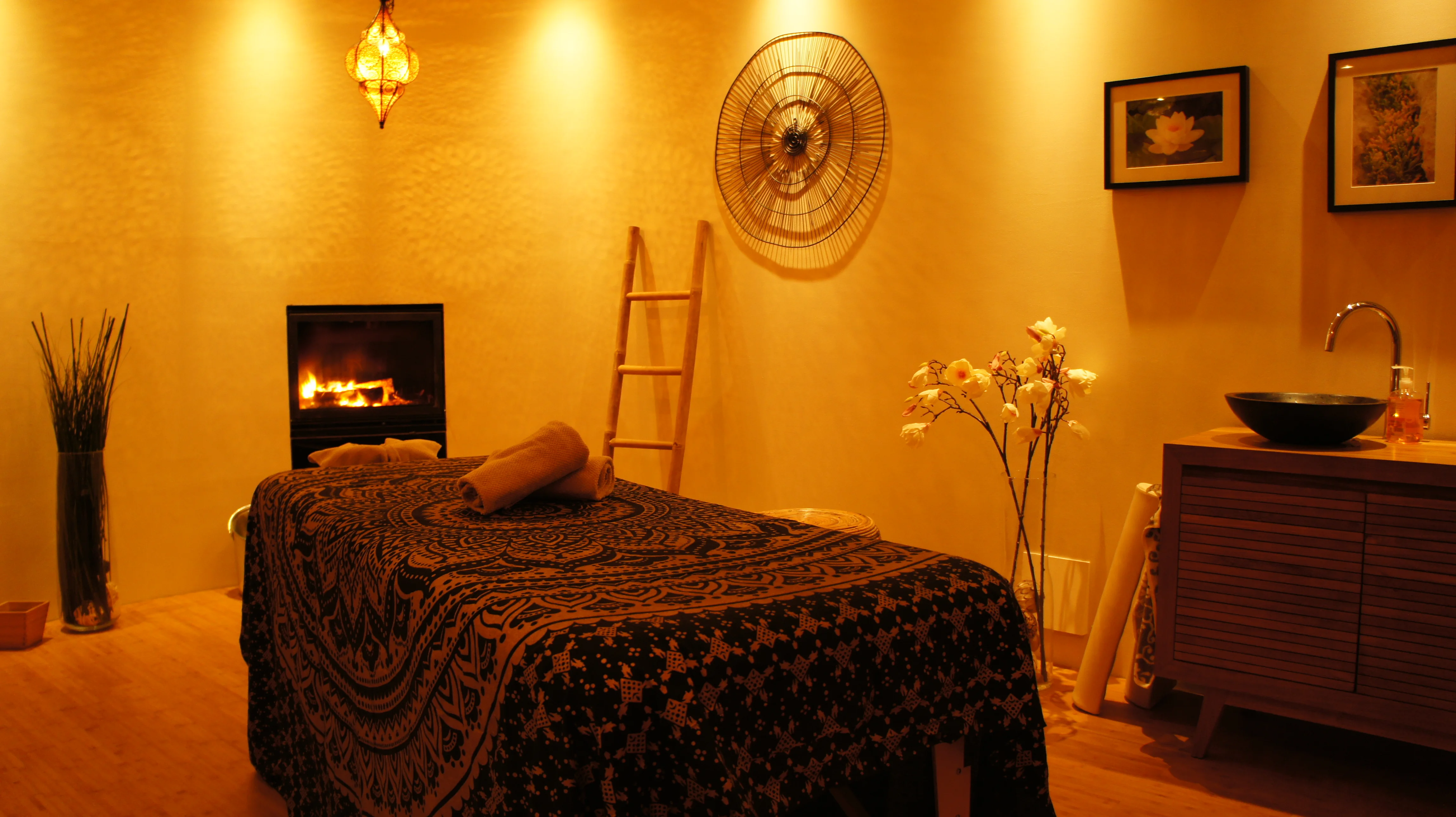 Ambiance Centre Om Shanti 2